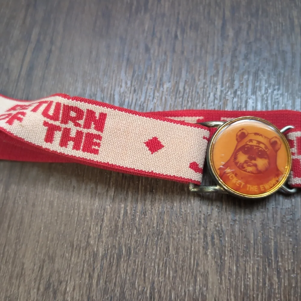 Return Of The Jedi Star Wars Vtg 1983 LEE Stretch Belt Wicket The Ewok Red Tan